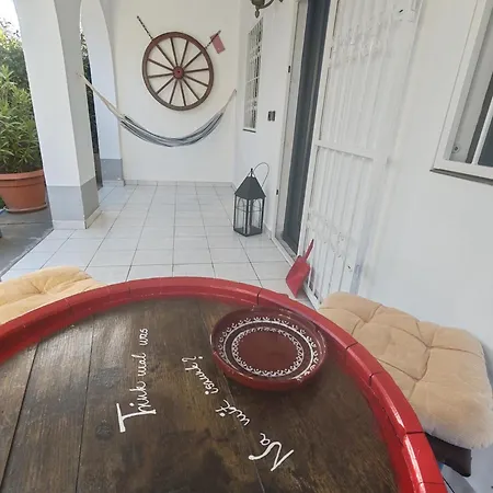 Meszi Vendeghaz Apartment
