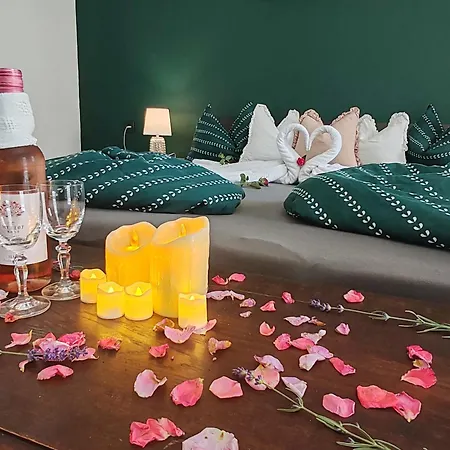 アパート Meszi Vendeghaz