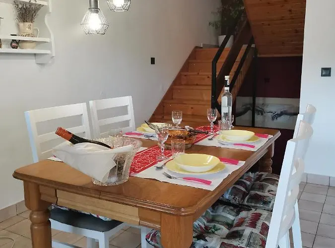 Meszi Vendeghaz Apartment Zalacsány