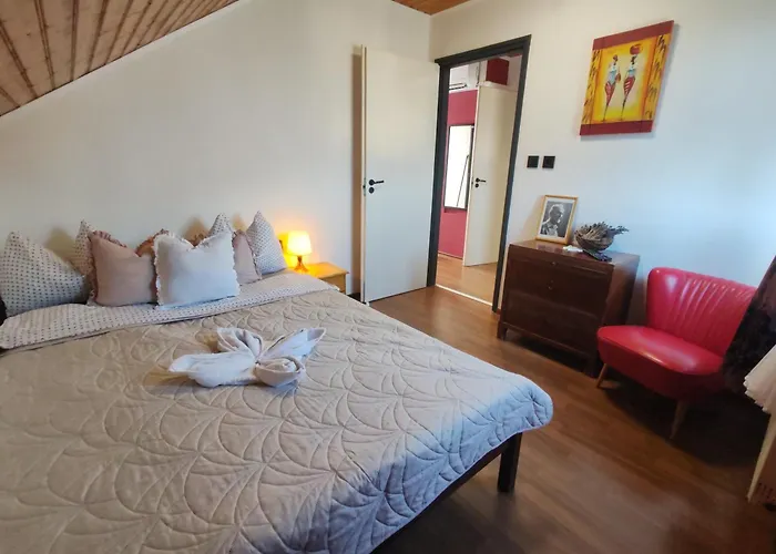 Meszi Vendeghaz Apartment *